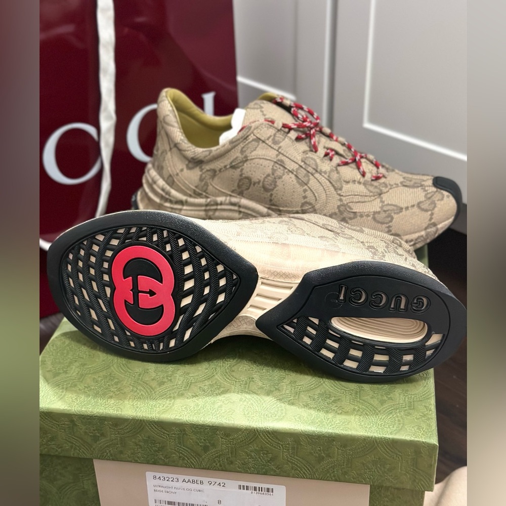 Gucci Run Sneaker Ebony Monogram - Picture 6 of 10